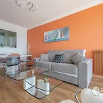 شقة Moderne 80m² Avec Wifi, Lave-vaisselle, Balcon Et Vue - Fr-1-197-539