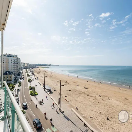 Moderne 80m² Avec Wifi, Lave-vaisselle, Balcon Et Vue - Fr-1-197-539 Apartman