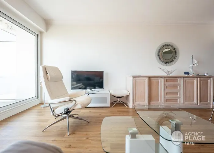 Moderne 80m² Avec Wifi, Lave-vaisselle, Balcon Et Vue - Fr-1-197-539 Apartman