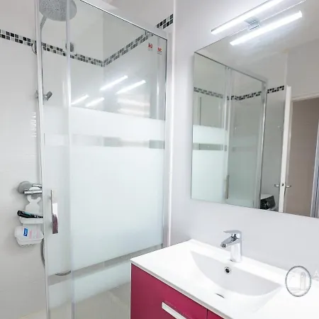 Moderne 80m² Avec Wifi, Lave-vaisselle, Balcon Et Vue Apartamento *